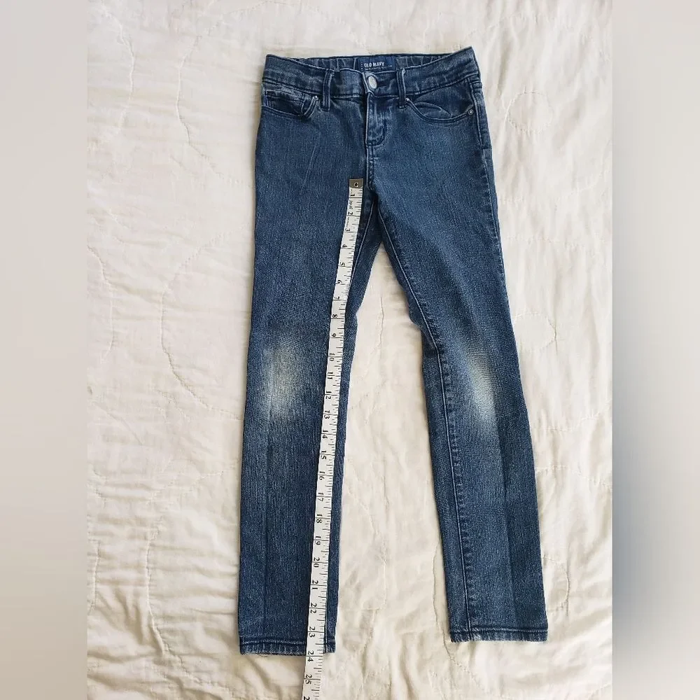 Old Navy Girls Jeans, Classic Medium Wash Denim, Stretchy, Skinny Leg Fit